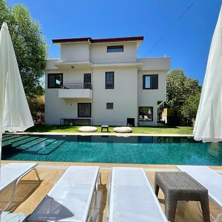 Paradise Villas Кушадасы